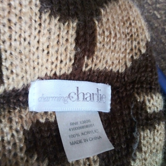 Bag and scarf - Picture 4 of 6